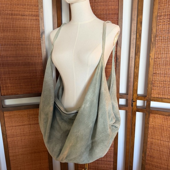 Free People WTF Sun Faded Hobo - Cactus lamb suede - Picture 5 of 14